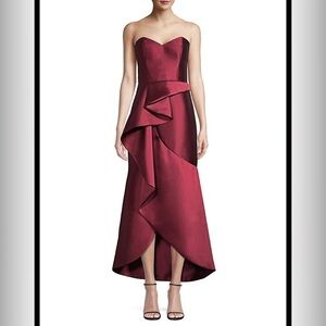 Strapless, structured wine-red Gown, size 4 by Parker